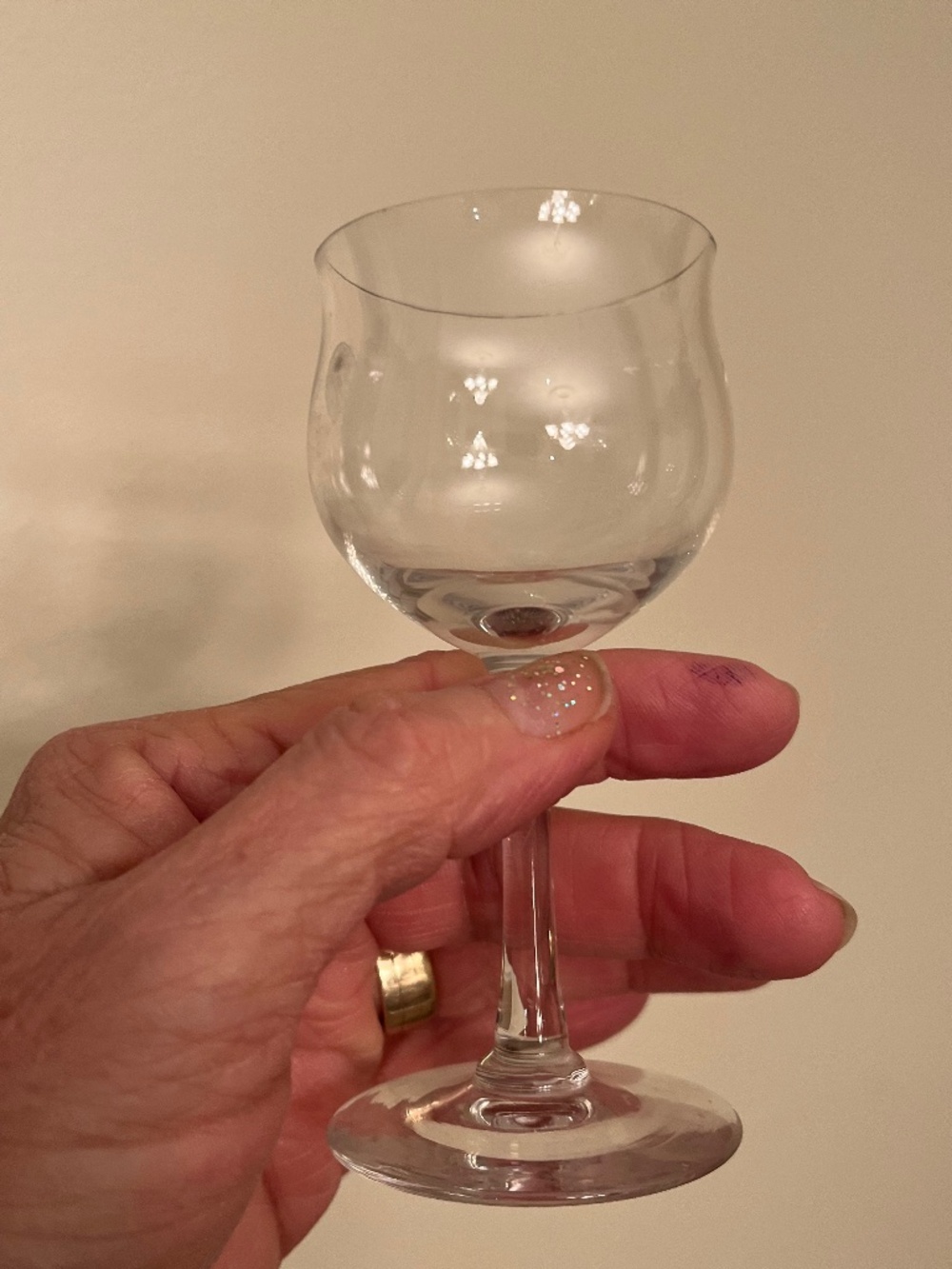 Vintage Cordial / Stemmed Liqueur Glass 🍷✨ Like New